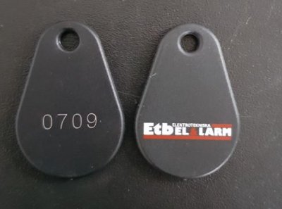 Uranus PRO EM4200/Mifare1k  Serie Nummer Färglogo ETB Svart